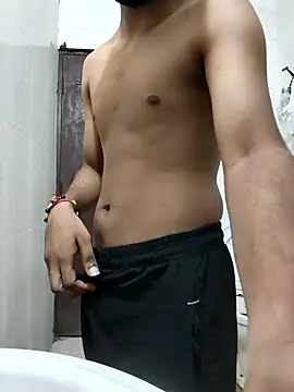 Snapshot of 12ashujii chatting on July 13, 5:32 am 12ashujii online show from July 13, 5:32 am