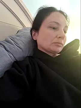 Snapshot of MilfyMrsRobinson chatting on March 7, 12:12 pm MilfyMrsRobinson online show from March 7, 12:12 pm