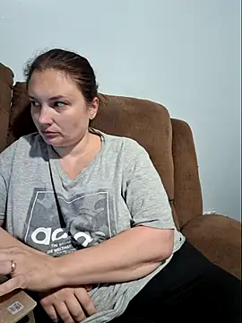 Snapshot of MilfyMrsRobinson chatting on September 22, 11:12 am MilfyMrsRobinson online show from September 22, 11:12 am