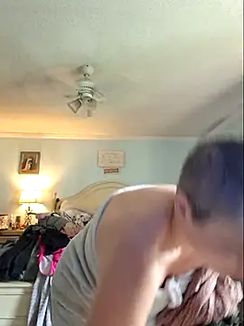 Snapshot of MilfyMrsRobinson chatting on August 2, 2:04 pm MilfyMrsRobinson online show from August 2, 2:04 pm