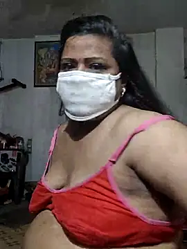 Snapshot of Love_Jenny chatting on May 10, 4:39 am Love Jenny online show from May 10, 4:39 am