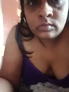 Snapshot of Love_Jenny chatting on May 27, 8:44 am Love Jenny online show from May 27, 8:44 am
