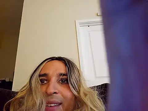 Snapshot of Imbound4u chatting on October 1, 12:16 am Imbound4u online show from October 1, 12:16 am