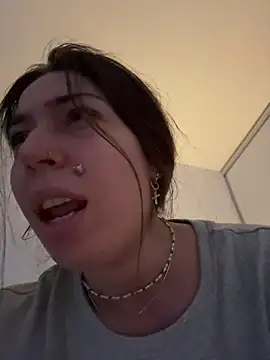 Snapshot of KimArts chatting on February 13, 3:41 pm KimArts online show from February 13, 3:41 pm