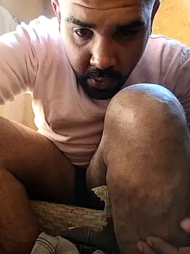 Snapshot of ListedLoin chatting on February 14, 12:03 pm ListedLoin online show from February 14, 12:03 pm