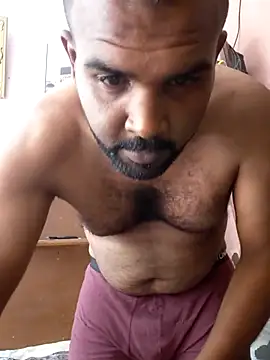 Snapshot of ListedLoin chatting on July 26, 8:10 am ListedLoin online show from July 26, 8:10 am