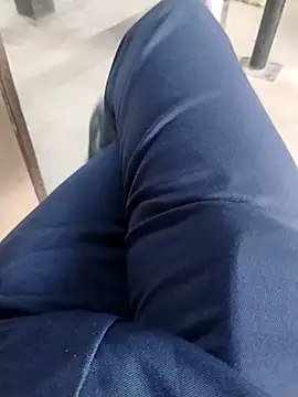 Snapshot of myhot1551 chatting on February 3, 4:10 am myhot1551 online show from February 3, 4:10 am