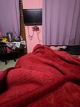 Snapshot of Loveboycurvy chatting on December 27, 4:54 pm Loveboycurvy online show from December 27, 4:54 pm