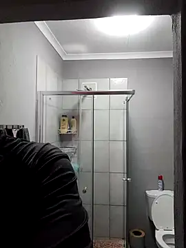 Snapshot of Zemox420 chatting on March 5, 3:07 pm Zemox420 online show from March 5, 3:07 pm