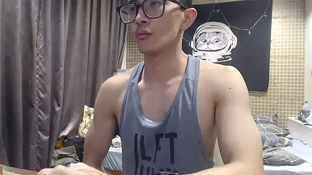 Stevenjt online show from April 12, 4:12 pm