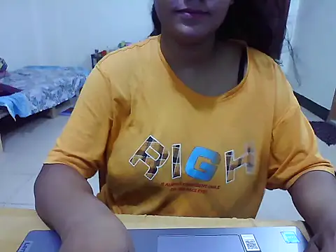 JustinaIra online show from October 11, 7:01 pm