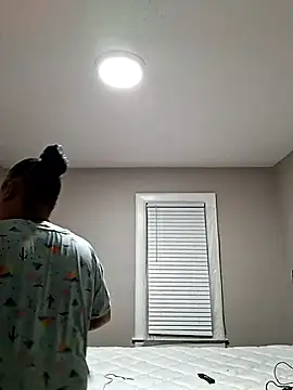 Snapshot of pinkpassionpleaser chatting on March 2, 10:44 am pinkpassionpleaser online show from March 2, 10:44 am