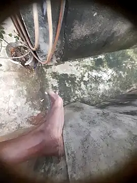 Snapshot of Tamil_boy_age28 chatting on December 24, 11:28 am Tamil boy age28 online show from December 24, 11:28 am