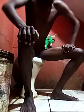 Snapshot of Tamil_boy_age28 chatting on October 29, 2:14 am Tamil boy age28 online show from October 29, 2:14 am