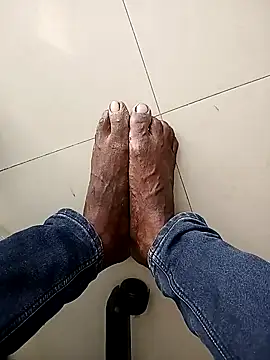 Snapshot of Tamil_boy_age28 chatting on November 2, 4:26 am Tamil boy age28 online show from November 2, 4:26 am