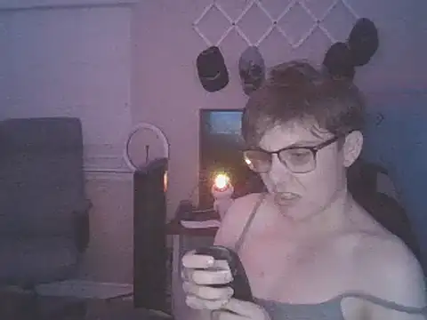 KaliSnow199623 online show from January 31, 4:14 am