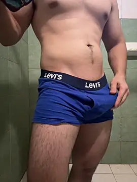 Snapshot of Mr_savage69 chatting on June 9, 1:28 am Mr savage69 online show from June 9, 1:28 am
