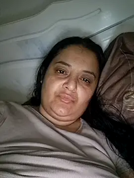 sarahhh1987 online show from November 21, 9:46 pm