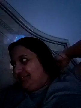 sarahhh1987 online show from March 21, 6:11 pm