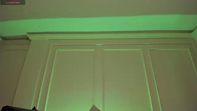 AliceHarper  online show from February 3, 11:10 pm