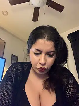 holyeroticss online show from February 18, 2:40 am