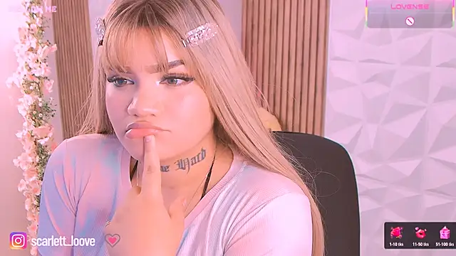 Snapshot of Johanna6 chatting on April 28, 2:27 am Johanna6 online show from April 28, 2:27 am