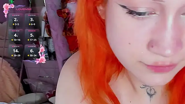 Snapshot of Eva_Cramer chatting on January 1, 6:59 pm Eva Cramer online show from January 1, 6:59 pm