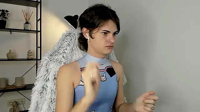 Snapshot of little_femb0y chatting on February 7, 11:14 am little femb0y online show from February 7, 11:14 am