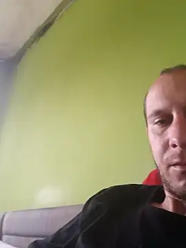 immi932 online show from April 13, 11:59 am