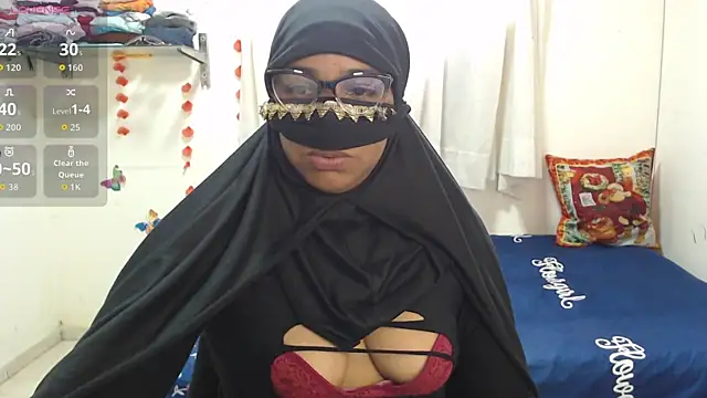 Aaliyah brown online show from October 16, 3:46 pm