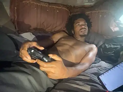 SlimeCrownzOut5 online show from April 11, 6:56 pm