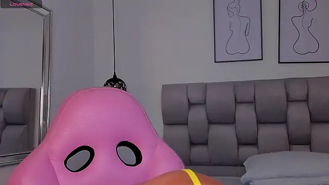 Susan-Sweet-7 online show from November 18, 8:13 pm