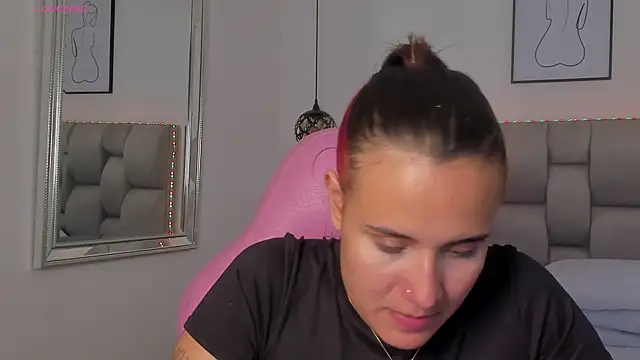 Susan-Sweet-7 online show from December 15, 9:19 pm