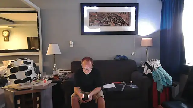 Snapshot of justjerkinaround666 chatting on March 17, 3:07 pm justjerkinaround666 online show from March 17, 3:07 pm