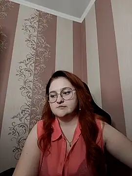 Snapshot of WhiteBellaX chatting on February 18, 7:48 am WhiteBellaX online show from February 18, 7:48 am