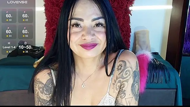 Snapshot of Ginna--mia chatting on July 10, 11:07 pm Ginna--mia online show from July 10, 11:07 pm