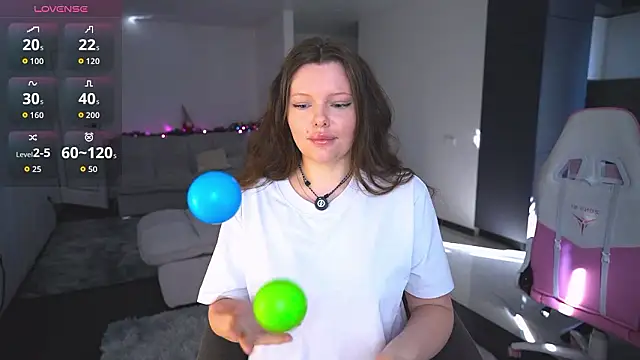 Your Sweet Julia online show from March 24, 4:50 am