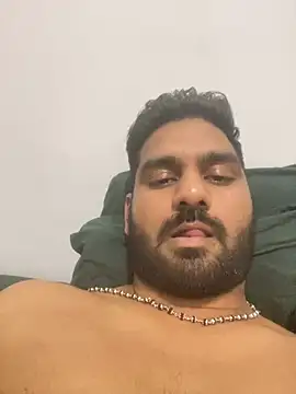 Snapshot of hard_dick011 chatting on December 29, 3:00 am hard dick011 online show from December 29, 3:00 am