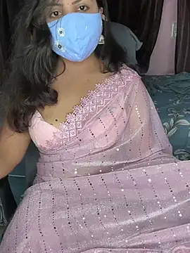 Snapshot of Tanvi-patil chatting on December 11, 4:42 pm Tanvi-patil online show from December 11, 4:42 pm