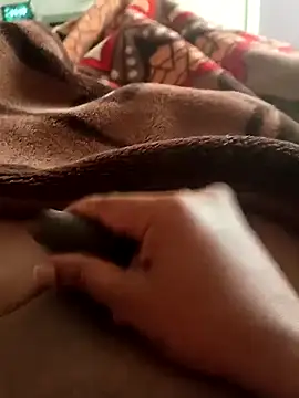 Snapshot of SexyMama_boy chatting on October 4, 5:49 am SexyMama boy online show from October 4, 5:49 am