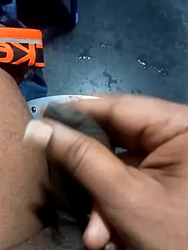 Snapshot of SexyMama_boy chatting on November 22, 3:27 am SexyMama boy online show from November 22, 3:27 am