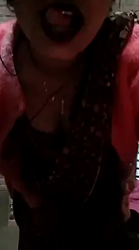 Snapshot of Simaran_bhabhi chatting on January 16, 9:48 am Simaran bhabhi online show from January 16, 9:48 am