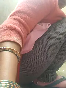 Snapshot of Simaran_bhabhi chatting on January 28, 6:16 am Simaran bhabhi online show from January 28, 6:16 am