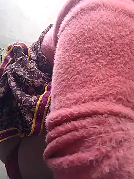 Snapshot of Simaran_bhabhi chatting on January 31, 2:04 am Simaran bhabhi online show from January 31, 2:04 am