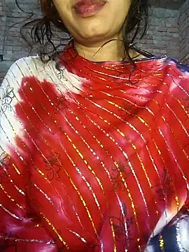 Snapshot of Simaran_bhabhi chatting on February 13, 11:15 pm Simaran bhabhi online show from February 13, 11:15 pm
