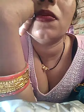Snapshot of Simaran_bhabhi chatting on February 22, 5:44 am Simaran bhabhi online show from February 22, 5:44 am