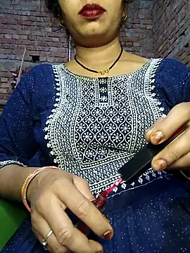 Snapshot of Simaran_bhabhi chatting on March 22, 3:53 pm Simaran bhabhi online show from March 22, 3:53 pm