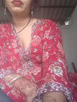 Snapshot of Simaran_bhabhi chatting on October 15, 1:28 am Simaran bhabhi online show from October 15, 1:28 am