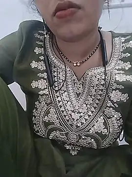 Snapshot of Simaran_bhabhi chatting on July 15, 5:45 am Simaran bhabhi online show from July 15, 5:45 am