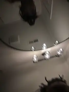 1BeautyN1Beast online show from February 15, 9:11 pm